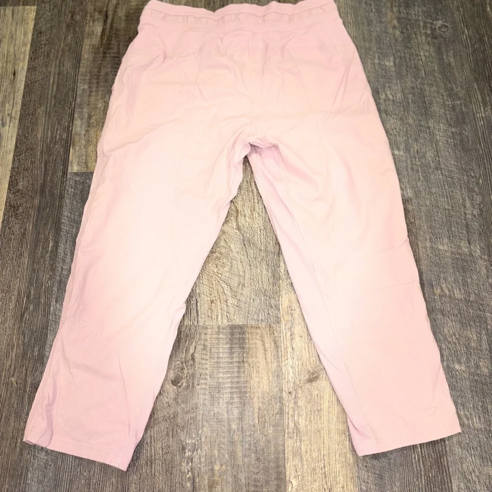 lululemon athletica blush pink leggings with logo tag